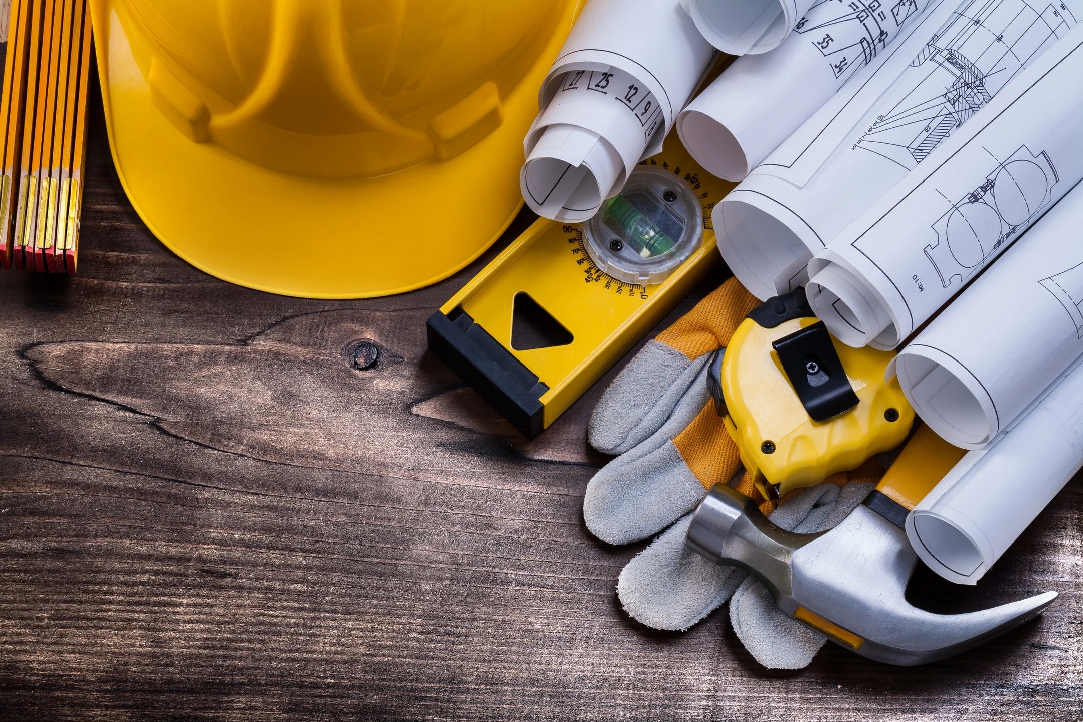 What Does a General Contractor Do?